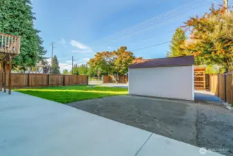 14' gate entrance into the back yard.