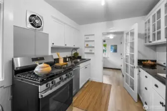 As we had through the kitchen and mudroom (shown in next photo)  which will lead us to the awesome backyard.