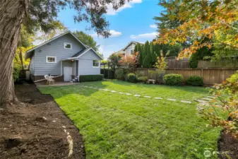 Private, peaceful, and huge yard.