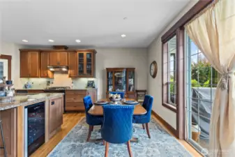 Large area for dining room table