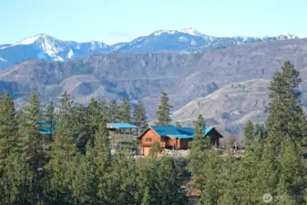 117 Vintin Rd is a tranquil retreat with room for your projects and all the infrastructure needed for practical country living. A remarkable property at any price, this is a truly stunning opportunity for a gorgeous, move-in ready property in the Methow Valley.