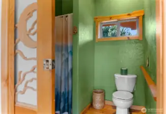 3/4 bath. The artistic touches are not neglected in any room of this home.