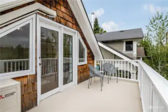 Deck has peek a boo views of the Cascades. Fresh paint and new heat pump.