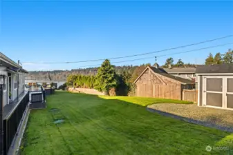 Large Side Yard - Check out the back side of the neighbors shed - its very photogenic with the weathervane on the cupola!