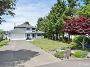 Front of this beautiful home in desirable area on Eagle Nest Ct.