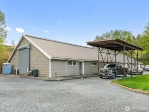6400 sf SHOP