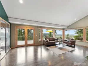 Upstairs Great Room