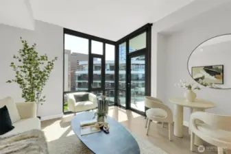 Fantastic SE view from Living room