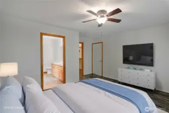 Main floor primary suite.
