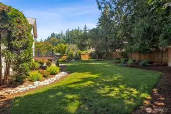 This is the other side showing the yard again. Lots of room for pets or outdoor fun!