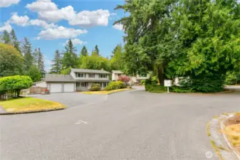 Home sits on a great cul-de-sac