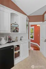 hotel inspired Primary wet bar and beverages