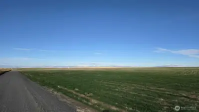 Black Rock Road in to property