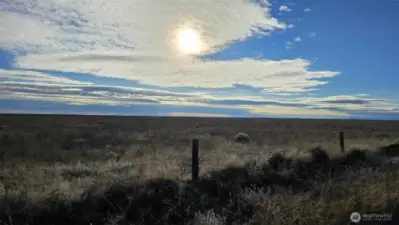 Those gorgeous sunny skies!