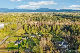 looking east -84th is on the left of the photo