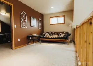 Upper Level Loft Area