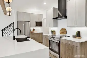 Photos represent builder's finish product and may not be exact.