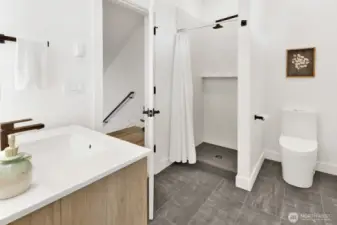 Photos represent builder's finish product and may not be exact.