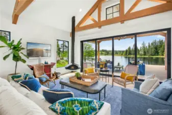 16' Sliding glass doors open for amazing indoor/outdoor living.