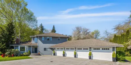 4 car garage for all your toys