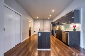 Spacious center island—ideal for dining or entertaining