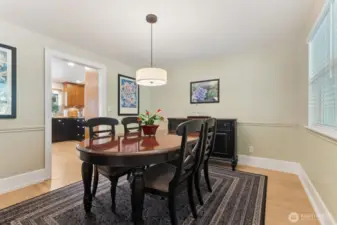 Upon entry, to the right is the dedicated dining room, waiting for you and your guests! ... Convenient to the kitchen of course!