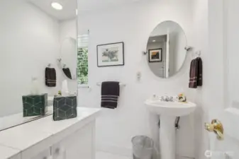 Lovely hall bathroom.