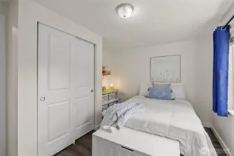 Third bedroom dresser nook.