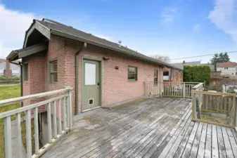 Back deck entry to kitchen