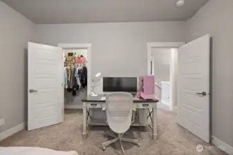 Walk-in closet