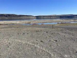View of the waterway and the Columbia River