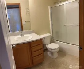 2 bathroom