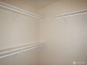 walk in closets in each bedroom