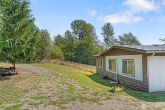 Half circle driveway for easy access