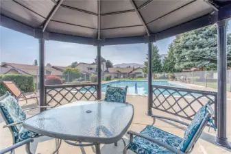 Pool gazebo