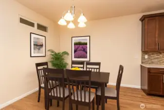 Dining - Virtually Staged