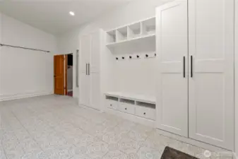Enormous mudroom/laundry room