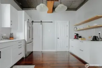 Common kitchen for rooms 1, 2, 3, 4, 7
