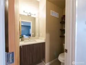 1/2 bath main floor