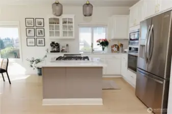 Remodeled kitchen with quartz countertops