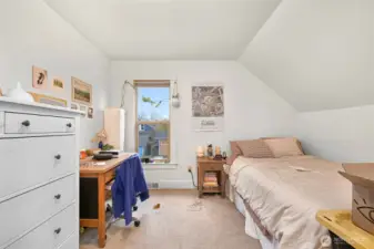 Bedroom 6 - upstairs