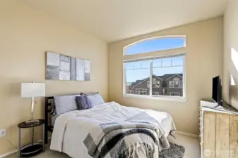 Guest Room w/ Gorgeous West Facing Light