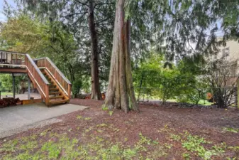 This property offers plenty of privacy and seclusion, yet close to the community park and amenities!