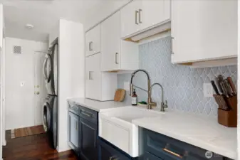 Look at that big farmhouse sink