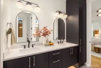 Main level primary suite