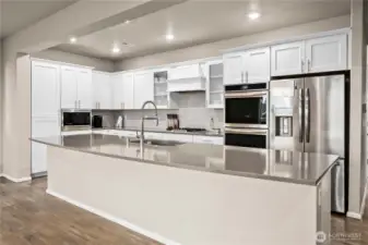 Look at the many seats around this Island!