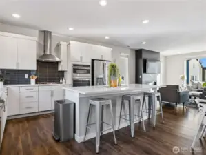 Eat-in kitchen and dining space