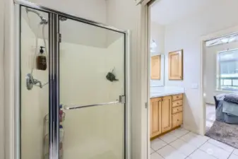 Separate shower and toilet room