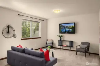 BIG Bonus Room