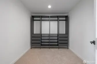 Walk-in closet